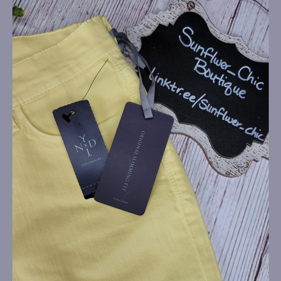 [NEW] NYDJ 9" Jean Bermuda Shorts - Picture 3 of 9